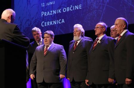 SLAVNOSTNA SEJA 10 FOTO LJUBO VUKELIČ